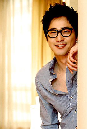 Kang Ji-Hwan