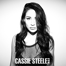 Cassie Steele pictures and photos