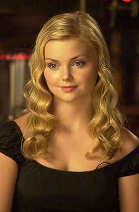 Izabella Miko