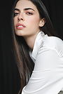 Bia Cavalcanti