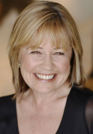 Noni Hazlehurst