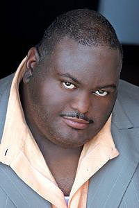 Lavell Crawford