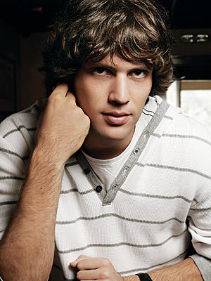 Gustavo Leão