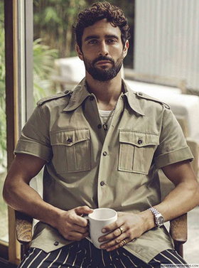 Noah Mills