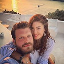  Kıvanç Tatlıtuğ & Basak Dizer