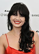 Daisy Lowe