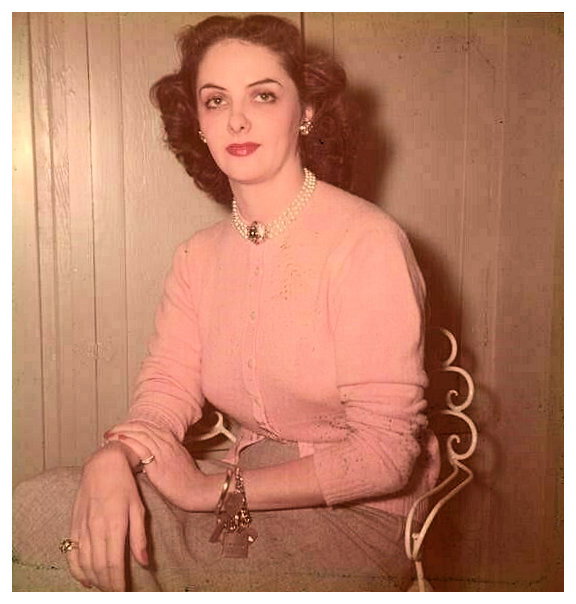 Eloise McElhone