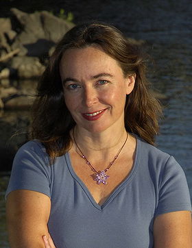 Emmanuelle Chaulet