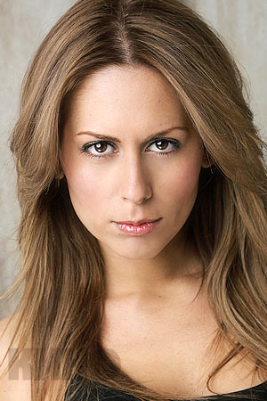 Sabina Akhmedova