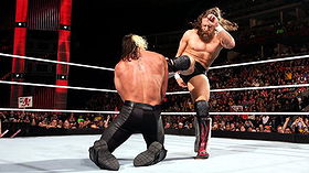 Daniel Bryan vs. Seth Rollins