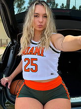 Kirstentoosweet pictures and photos