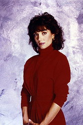 Stepfanie Kramer pictures and photos