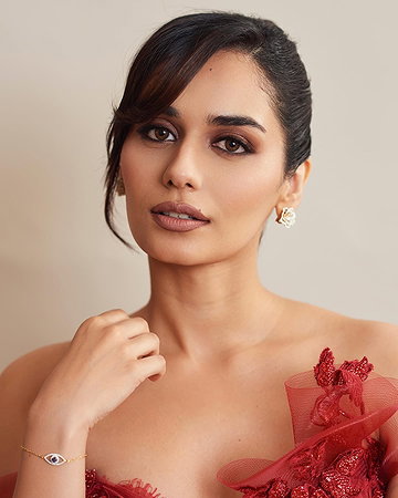Manushi Chhillar
