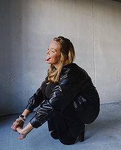 Lilah Pate pictures and photos