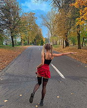 Viki Doux pictures and photos