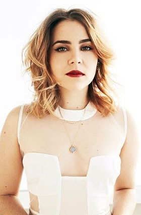 Mae whitman photos