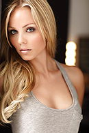 Laura Vandervoort