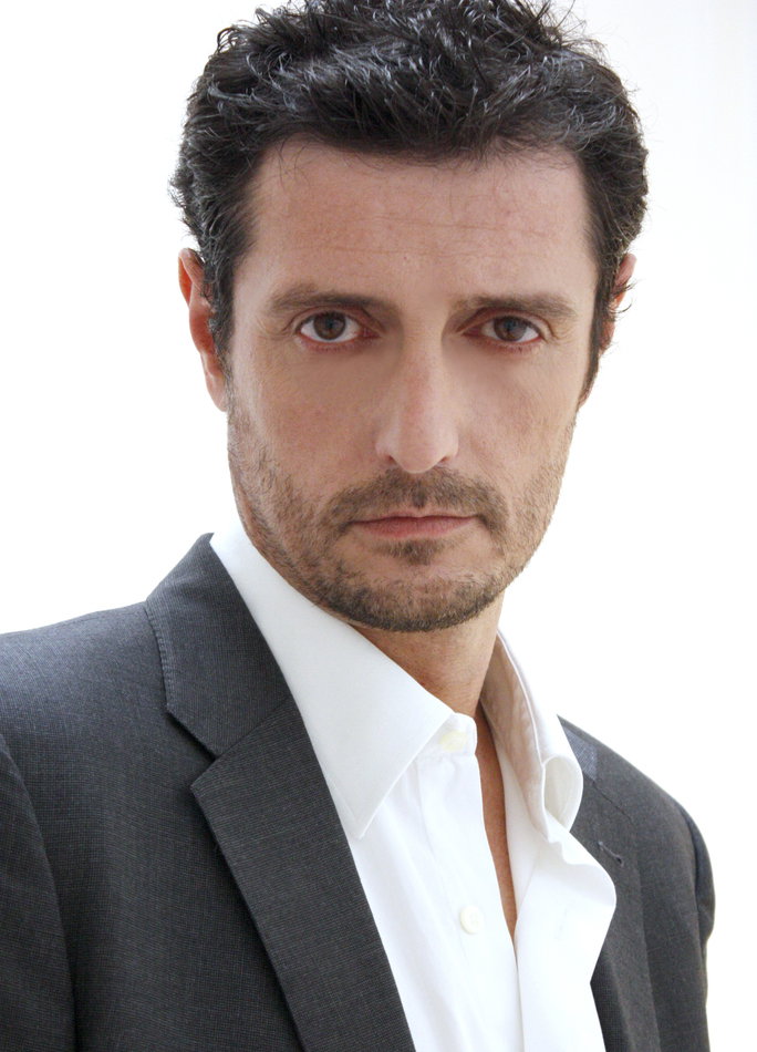 Adriano Carvalho