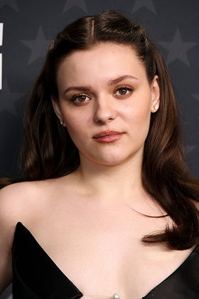 Maisy Stella
