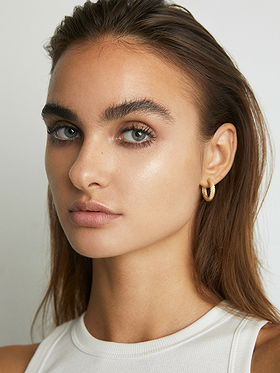 Lola Danielle