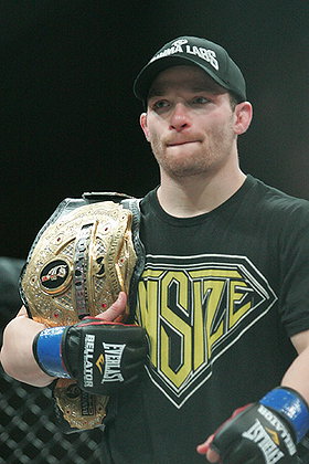 Zach Makovsky