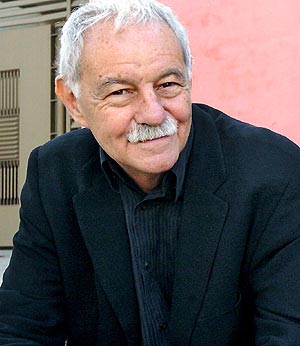 Eduardo Mendoza