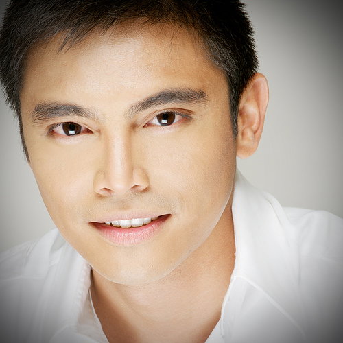 Marvin Agustin