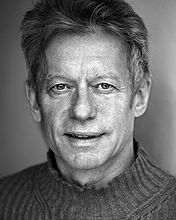 Stephen Boxer pictures and photos