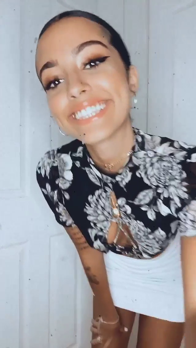 Picture of Malu Trevejo