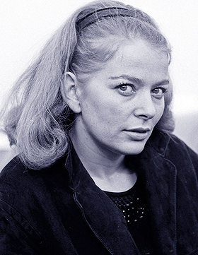 Eva Christian