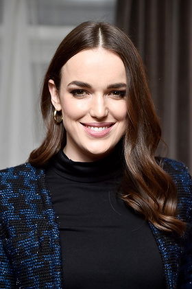 images Elizabeth Henstridge Hot elizabeth henstridge