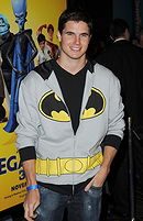 Robbie Amell