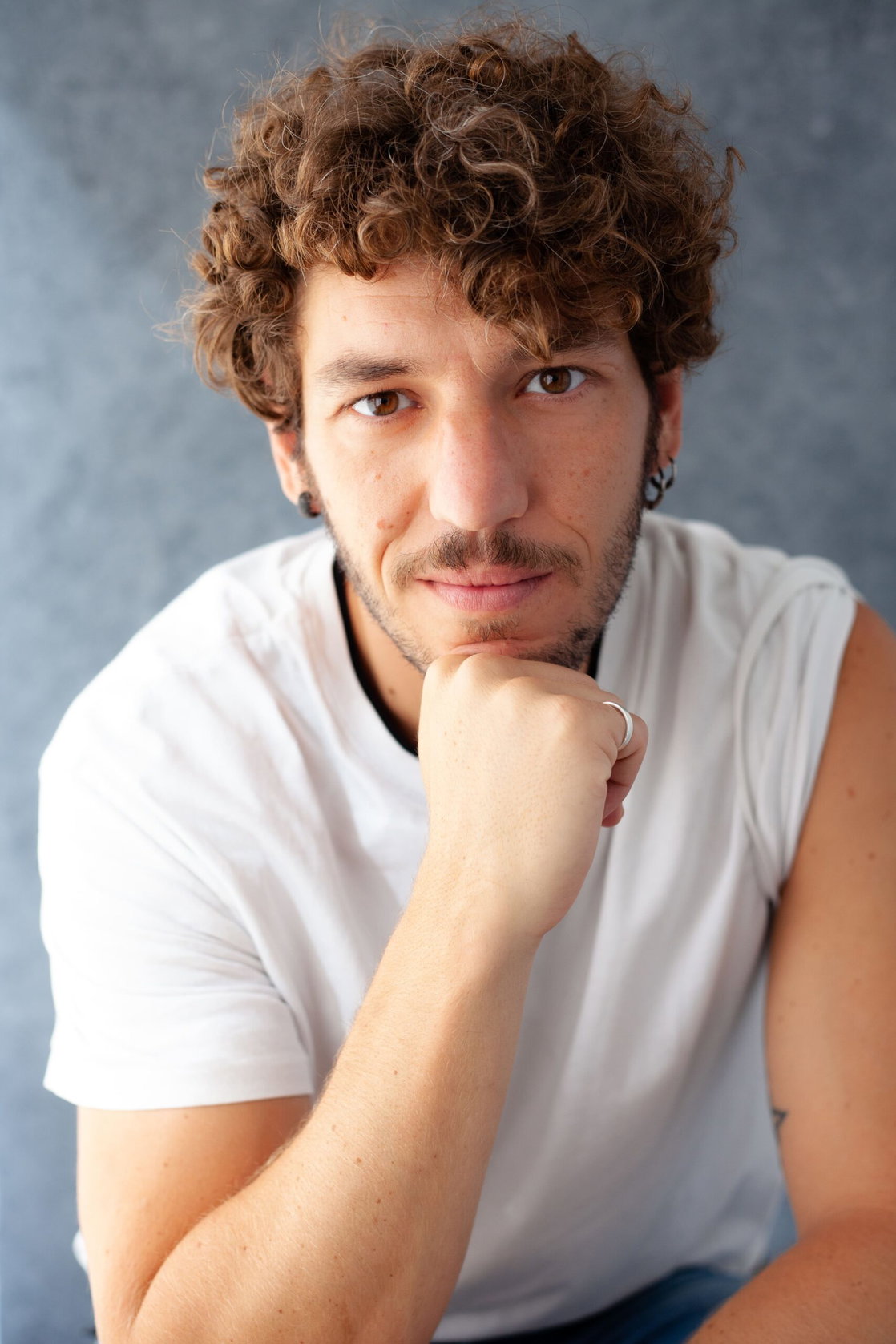 Jon Olivares