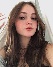 Aimee Laurence pictures and photos