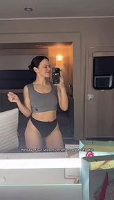 Melissa O'Neil pictures and photos