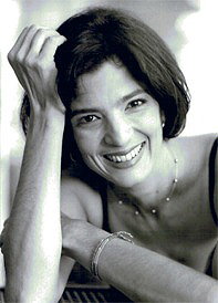Eleni Kelakos