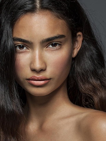 Kelly Gale