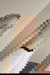 Elys Hutchinson pictures and photos