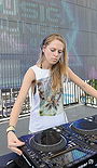 Nora En Pure