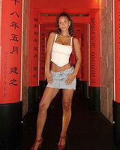 Stephanie Zustovich pictures and photos