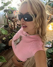 Rochelle Roche pictures and photos