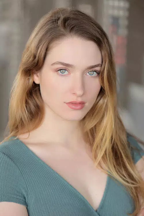 Anabella Raye
