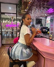 Parker McKenna Posey pictures and photos
