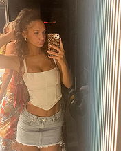 Stephanie Zustovich pictures and photos