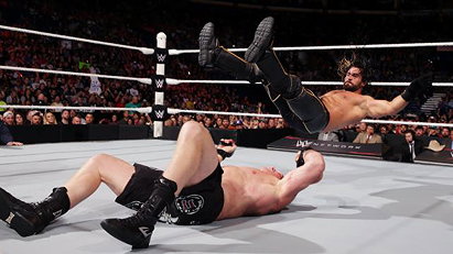 Seth Rollins vs. Brock Lesnar (WWE, Battleground 2015)