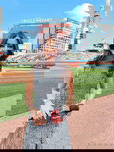 Lauren Jbara pictures and photos