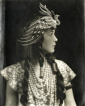 Lily Cahill