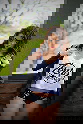 Larissa Dali pictures and photos