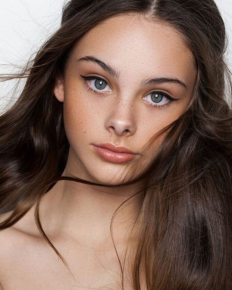 Meika woollard фото