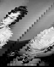 Margaret Field pictures and photos